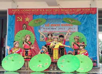 anh hoạt động truong 1
