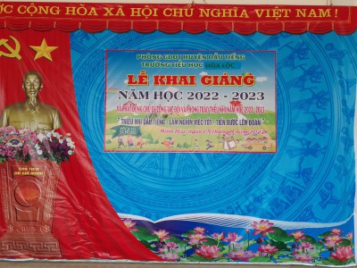 Sáng hôm qua (5-9), 200 học sinh Trường Tiểu Học Hòa Lộc khai giảng năm học mới 2022-2023